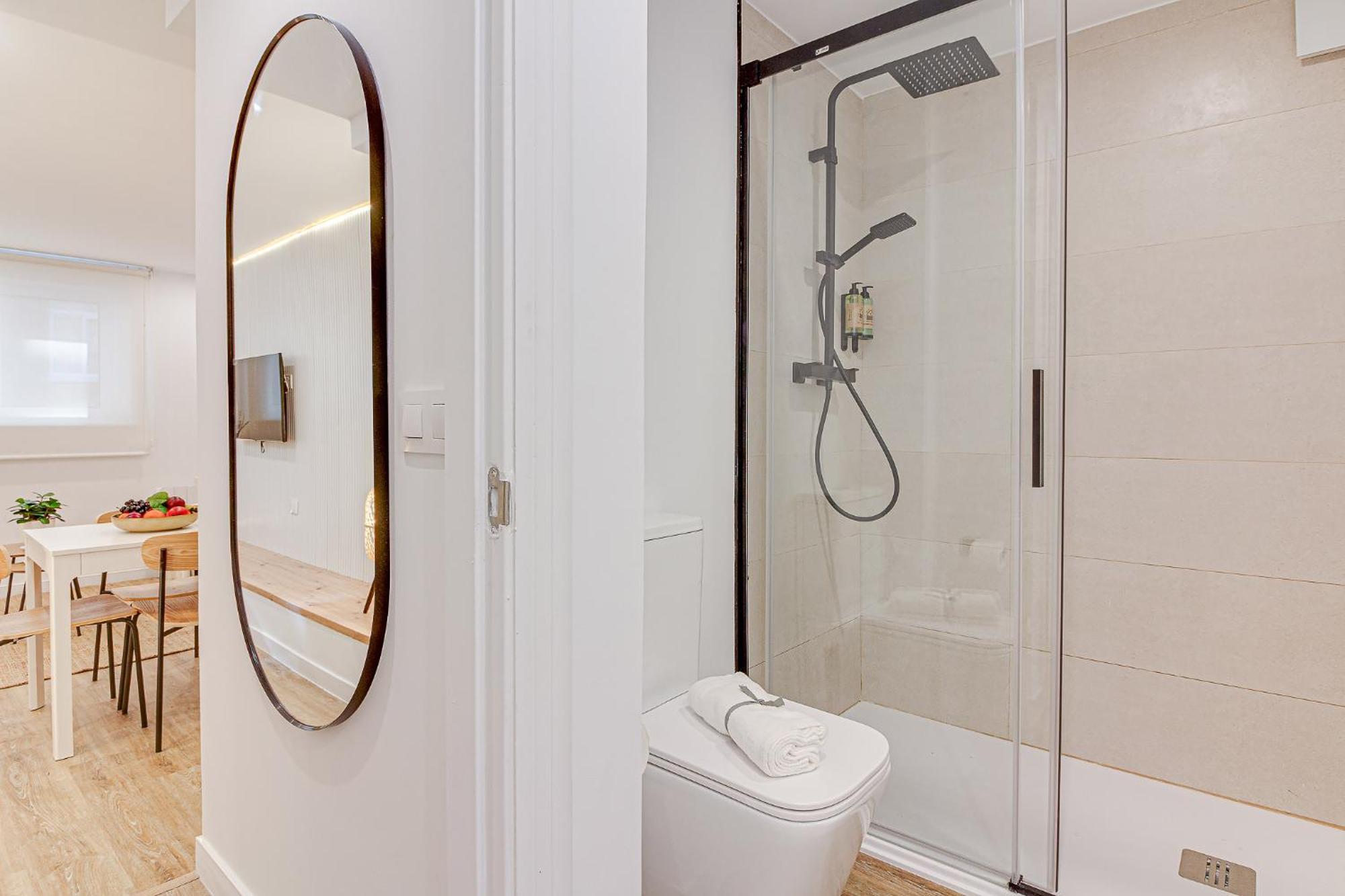 Diseno A Coruna Con Garaje Gratis By Theblueapartments Com エクステリア 写真
