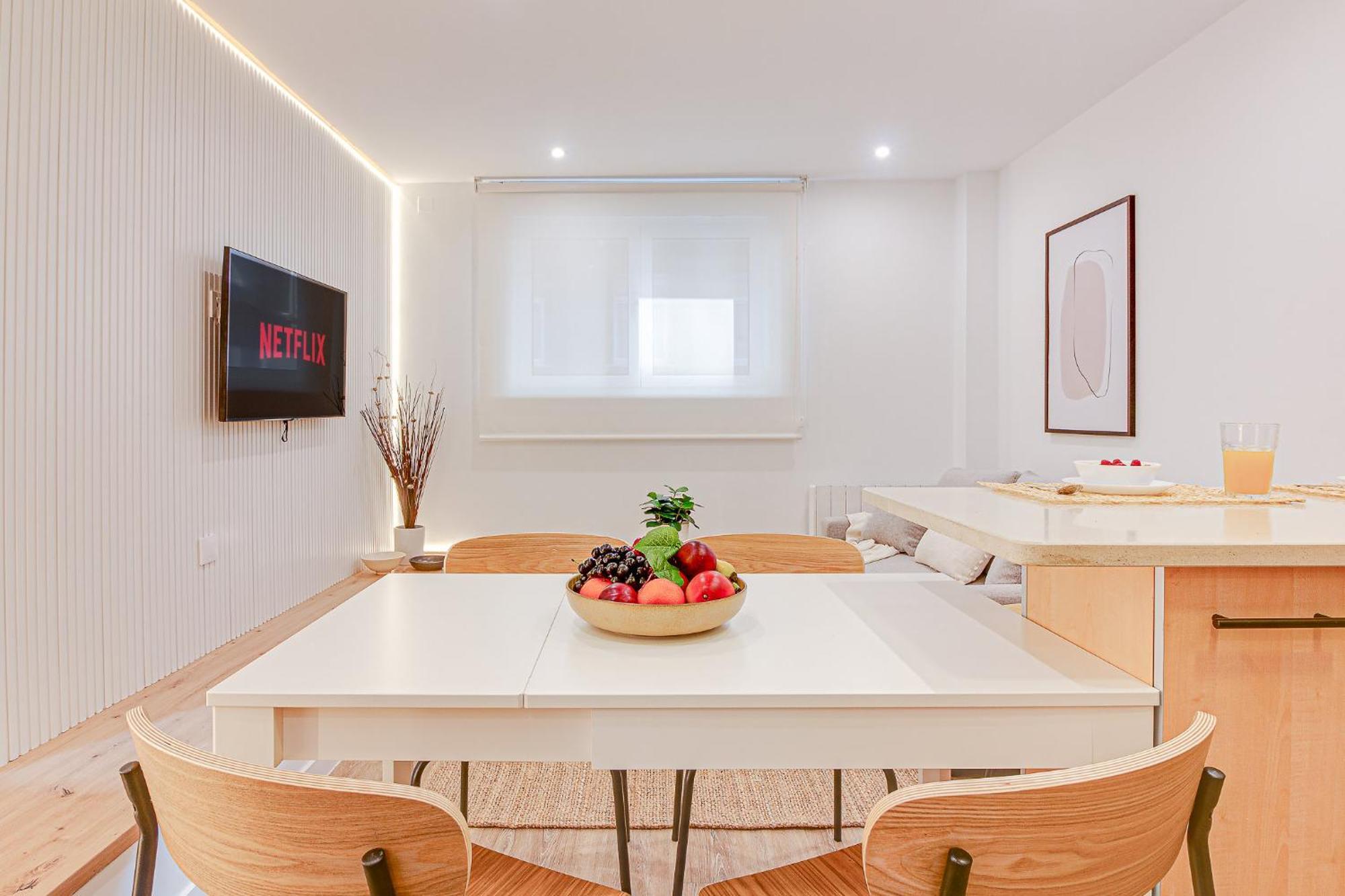 Diseno A Coruna Con Garaje Gratis By Theblueapartments Com エクステリア 写真